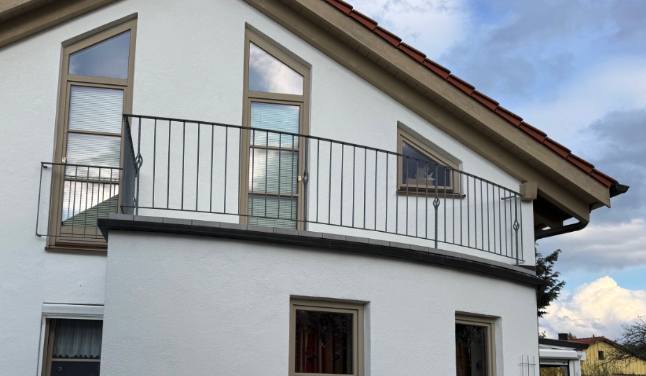Positives Kundenbeispiel – Runder Balkon (2)
